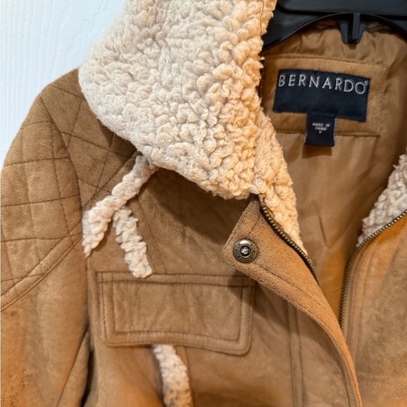 Bernardo Women's Tan Faux Suede Teddy Jacket Fall Staple Jacket🍂🍁🎃 - Picture 3 of 10